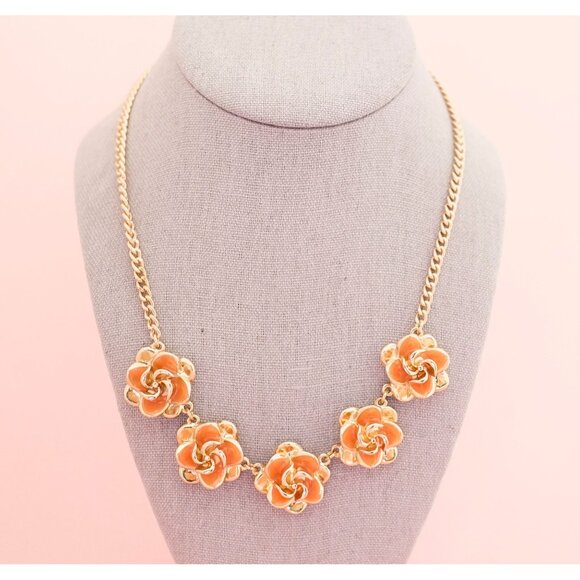 Vintage Gold Tone Abstract Flower Bib Necklace | 18 inch | H12 - Picture 2 of 4